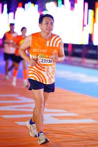 BIB: 211, 23136
                            <button type="button" onclick="openModal(23089340)" class="btn btn-primary btn-sm float-right btn-popup" data-toggle="modal" data-target=".modal-high-quality">
                        <i class="fas fa-shopping-cart"></i> Add to Cart
                    </button>
                                            <button type="button" onclick="isThisMe(23089340, true)" class="btn btn-success btn-sm float-right btn-popup btn-isme hidden" data-toggle="tooltip" data-placement="bottom" title="นี่คือรูปของคุณใช่ไหม คลิกที่นี่เพื่อเอาเข้าอัลบั้ม">
                        <i class="fas fa-plus"></i> Add to album
                    </button>
                    <button type="button" onclick="isThisMe(23089340, false)" class="btn btn-warning btn-sm float-right btn-popup btn-isnotme hidden">
                        <i class="fas fa-ban"></i> Remove from album
                    </button>